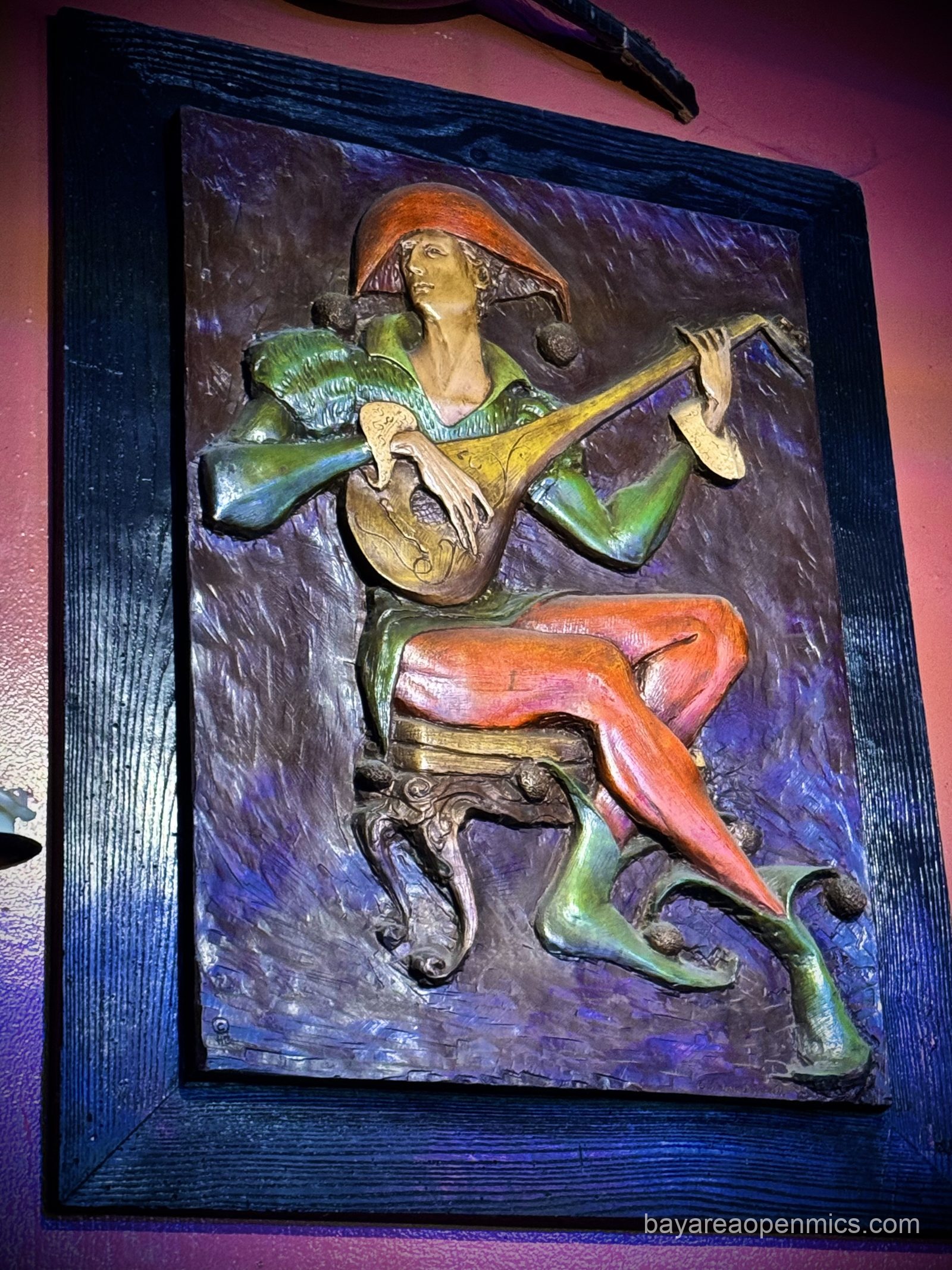 The Hayward Bistro minstrel
