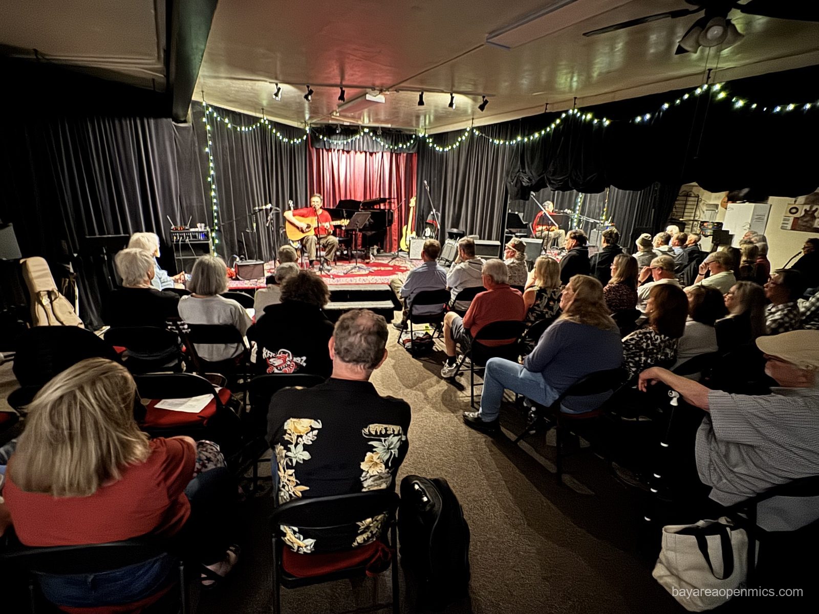 The crowd at the Front Porch Music open mic at Lamorinda Music