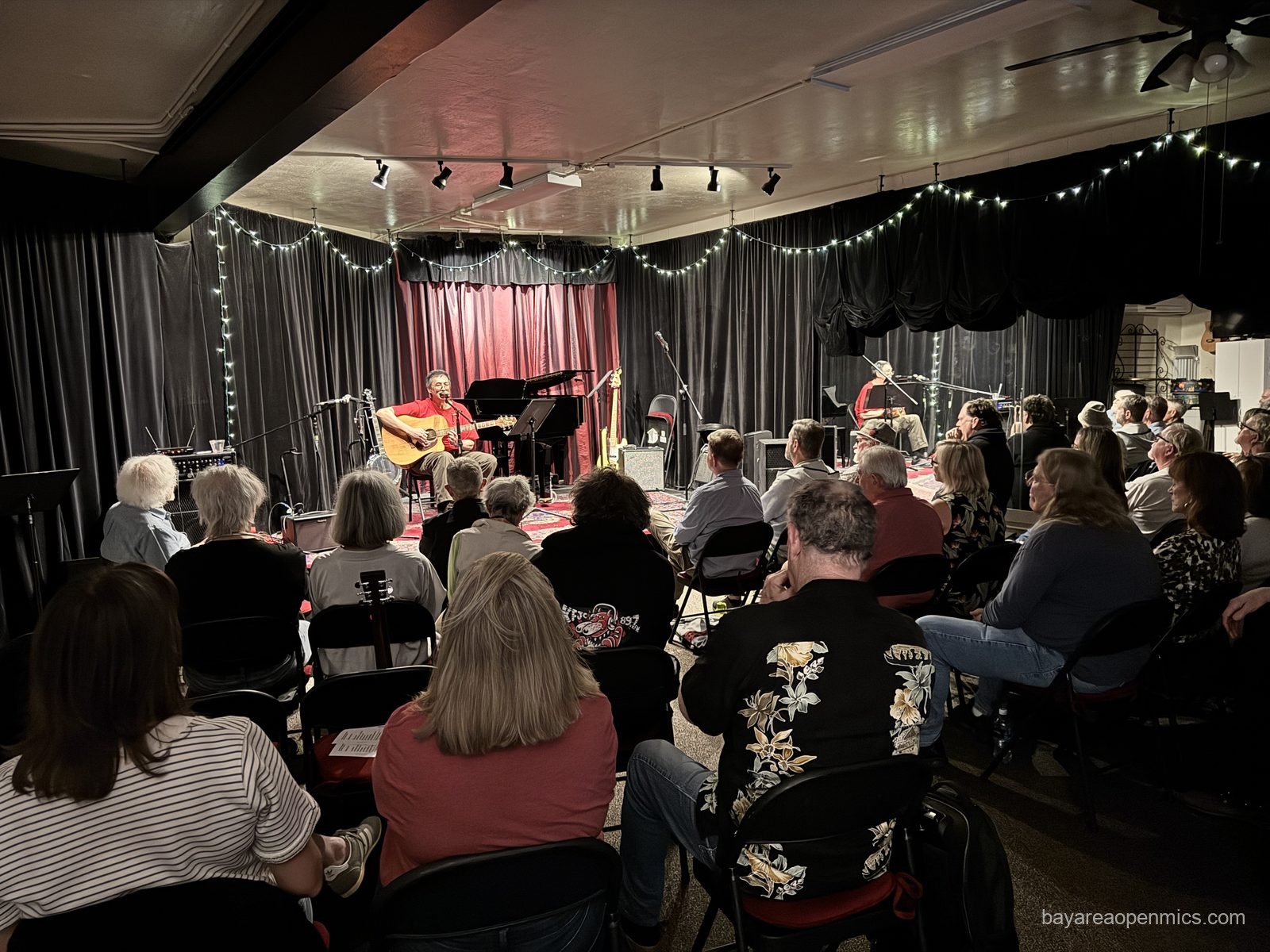 The crowd at the Front Porch Music open mic at Lamorinda Music