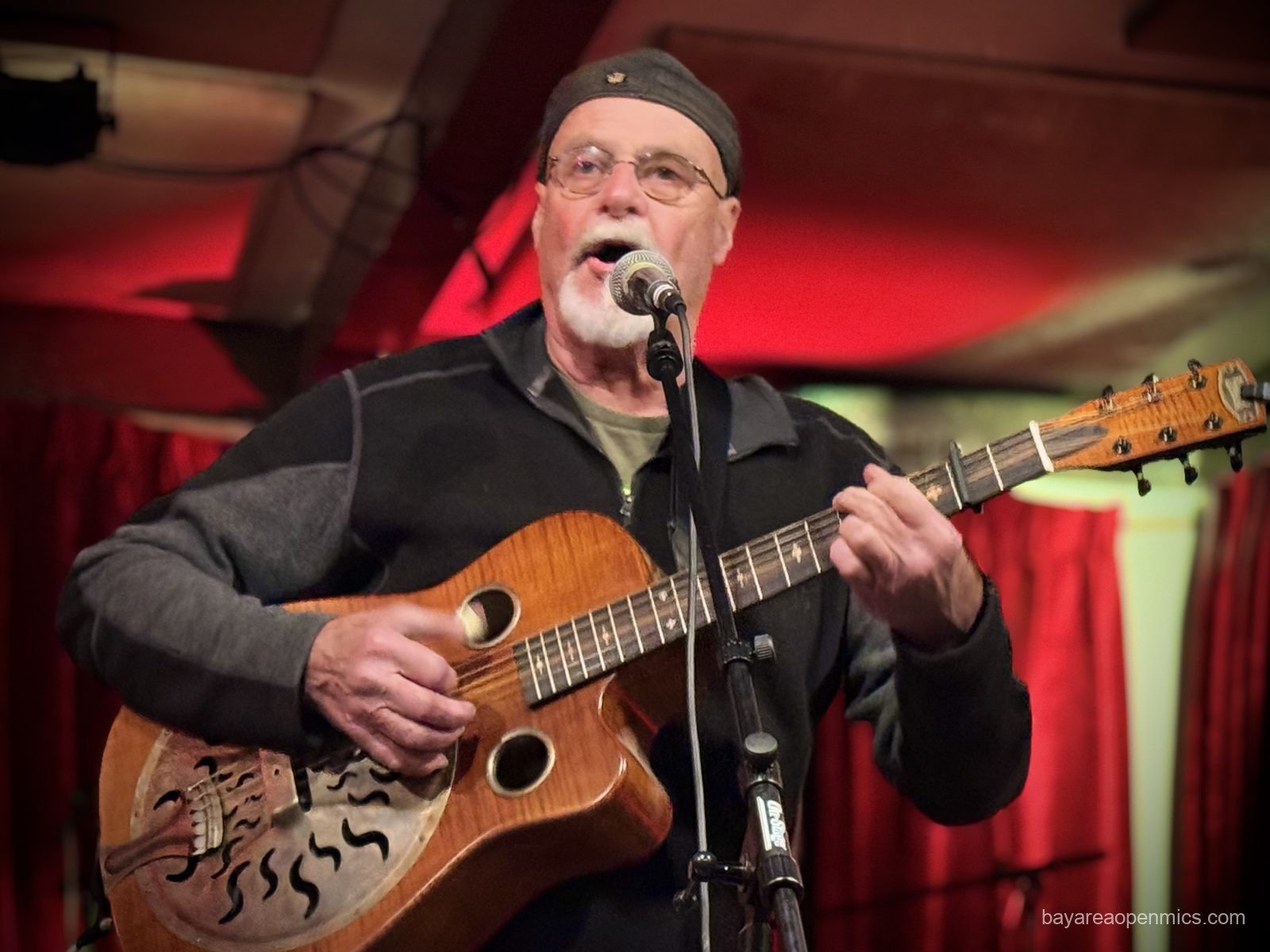 Rob Shaw performs at The Big Easy in Petaluma with his resonator guitar