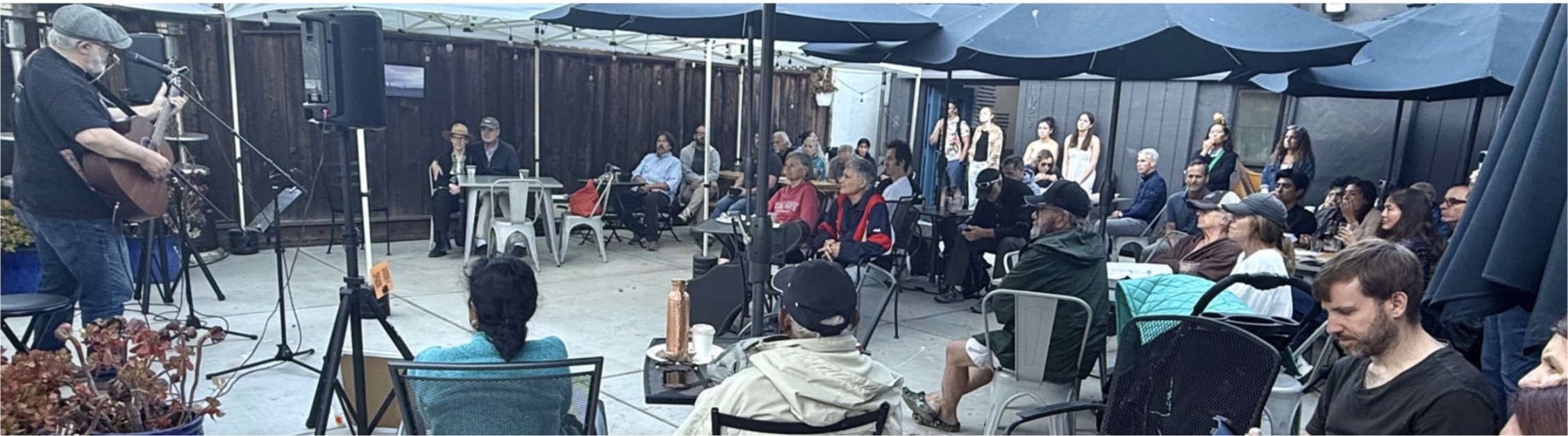 Photo of the performance area at cafe Cafe Zoe in Menlo Park, CA